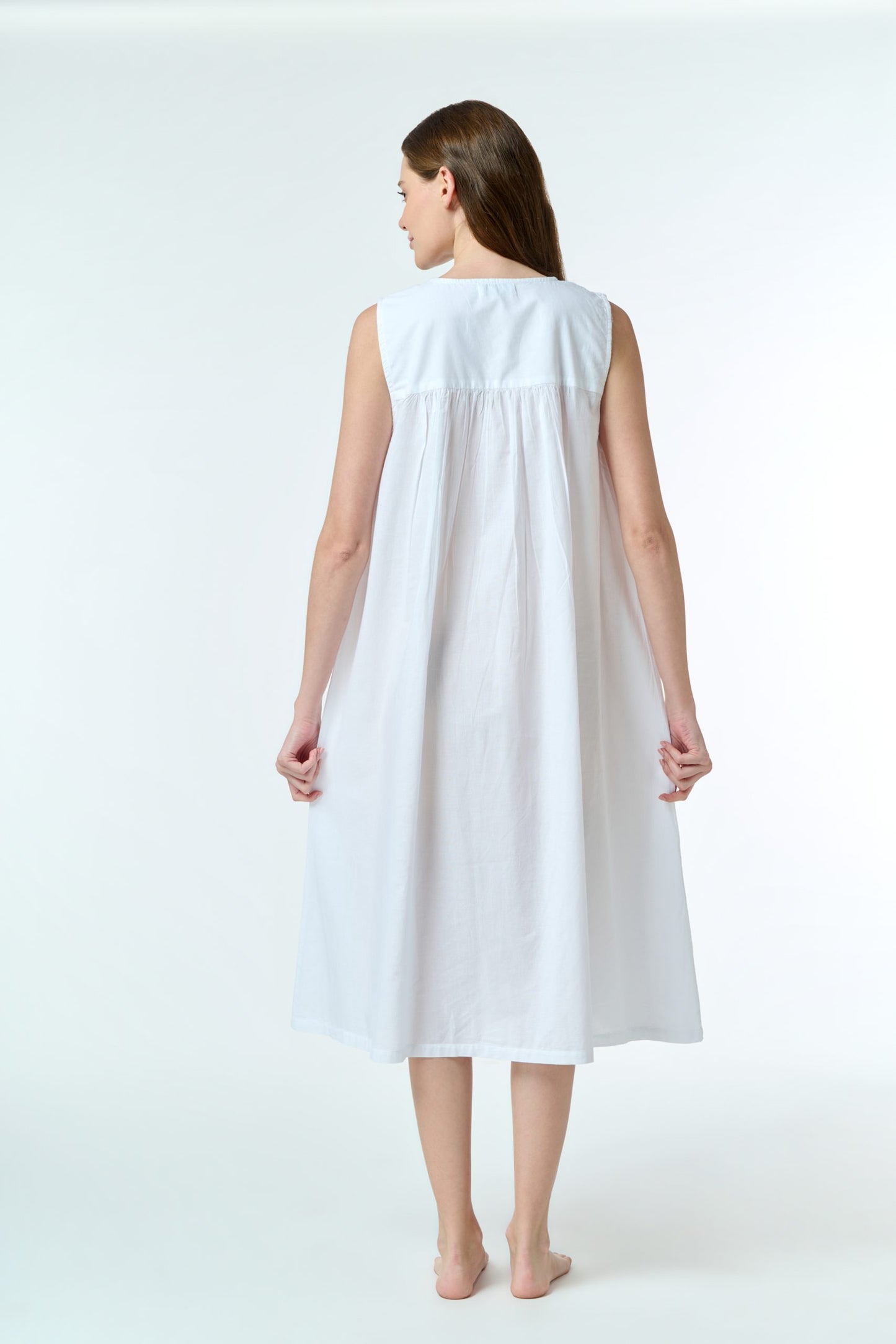 Arabella White Cotton Nightie MD27