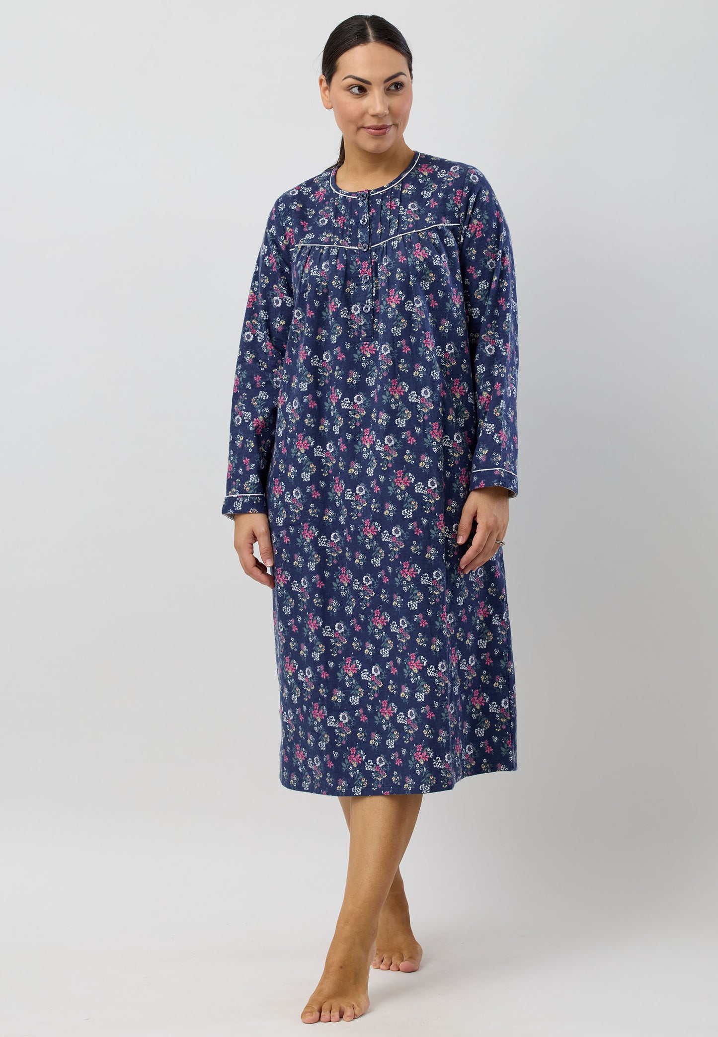 Schrank Mid Length Cotton Flannelette Nightie in Navy SK611C5