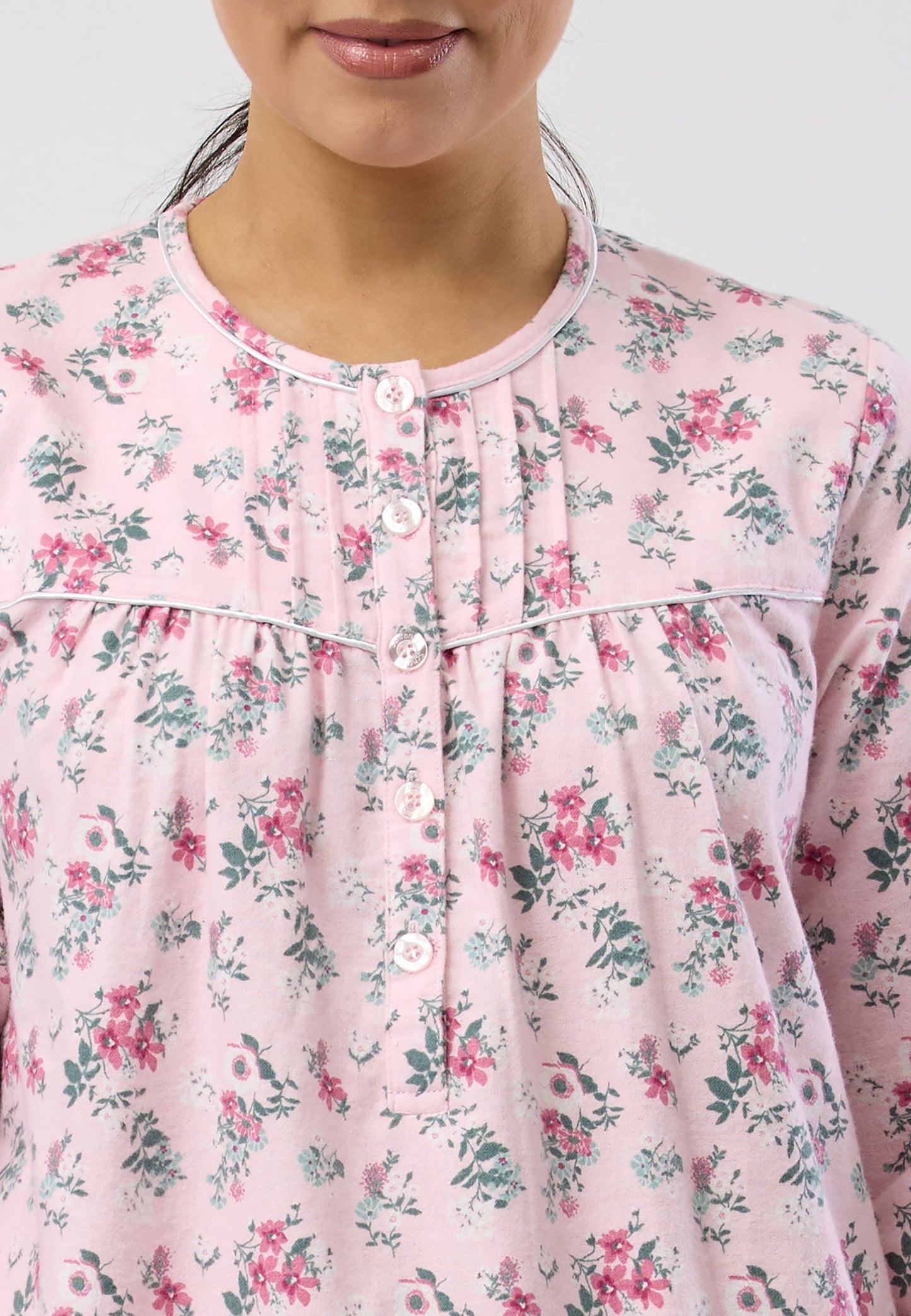 Schrank Mid Length Cotton Flannelette Nightie in Pink SK611C5