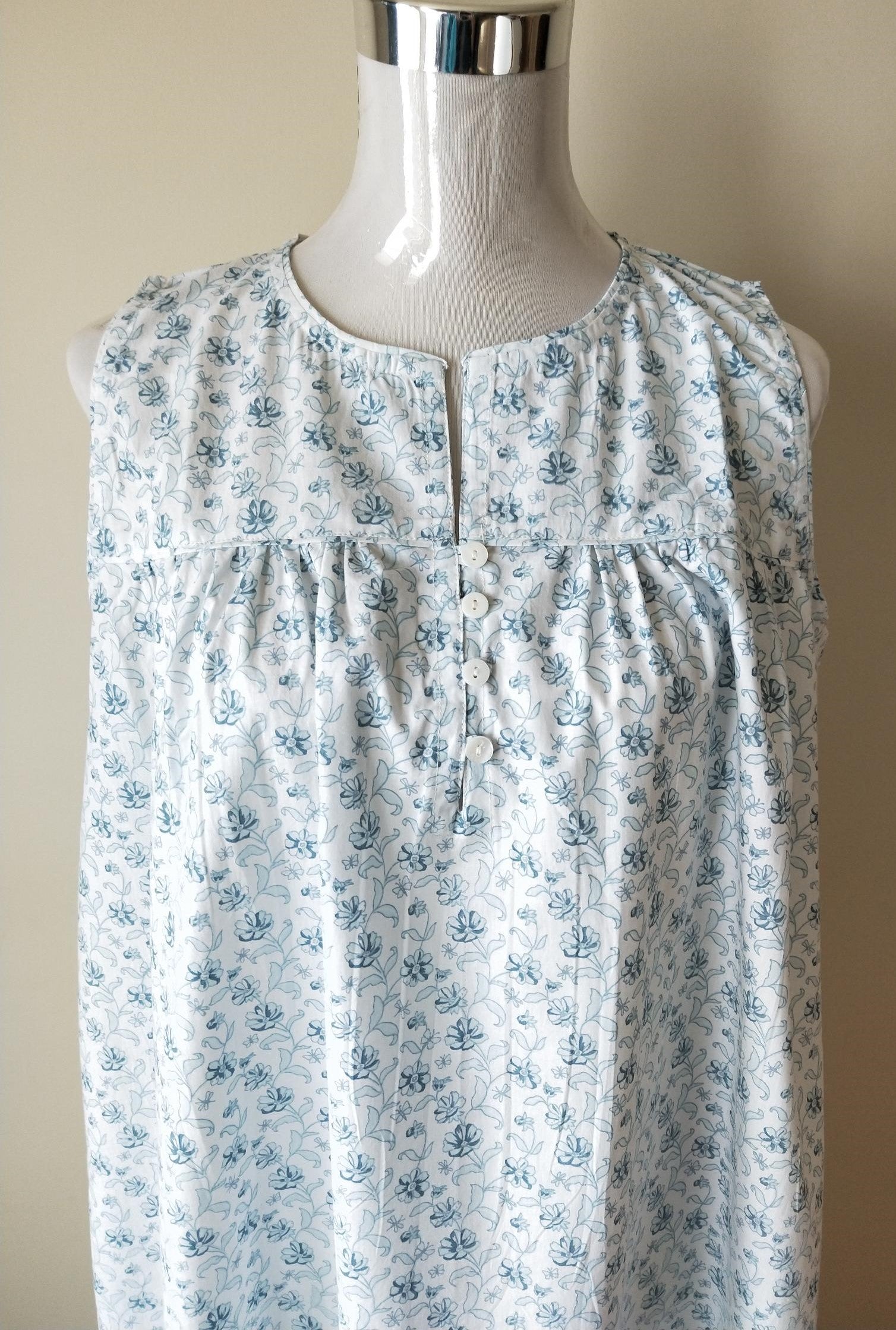 Chateau Sleepwear pure cotton long summer nightie Sydney Australia | ladies long cotton nightie Australia | women's pure cotton sleepwear Australia