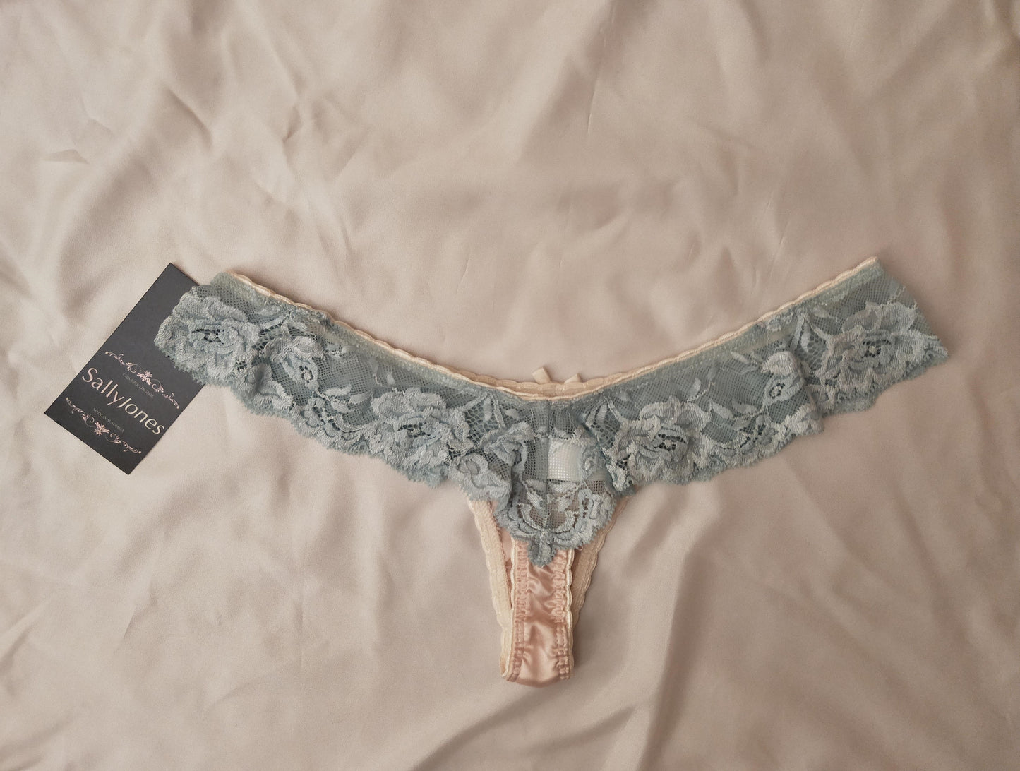 Sally Jones Australian made Lingerie | Hand made lingerie Australia | Australian designer lingerie Sally Jones | Lingerie made in Australia