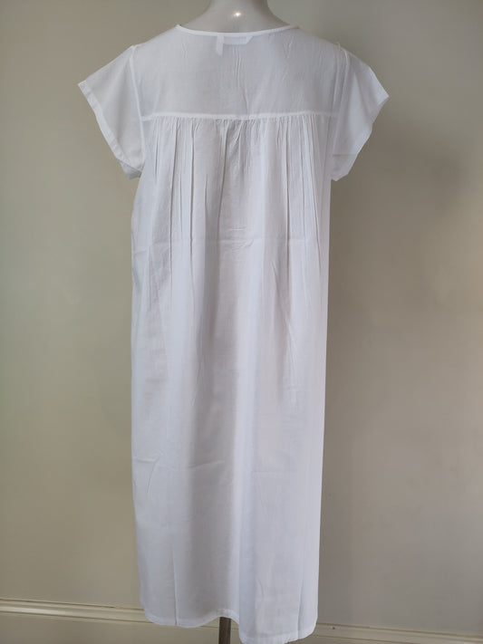 French Country White Hailspot Cotton Nightie FCD110