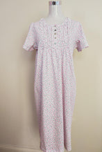 Load image into Gallery viewer, Schrank Cotton Jersey Nightie Wildflower Print - Pink
