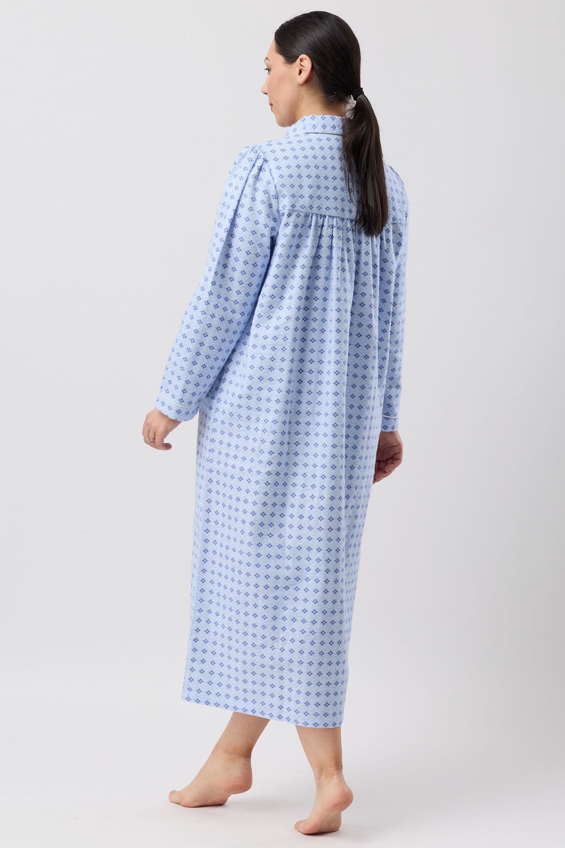 Schrank Fleur de Lys Long Cotton Flannelette Nightie in Blue SK618F6