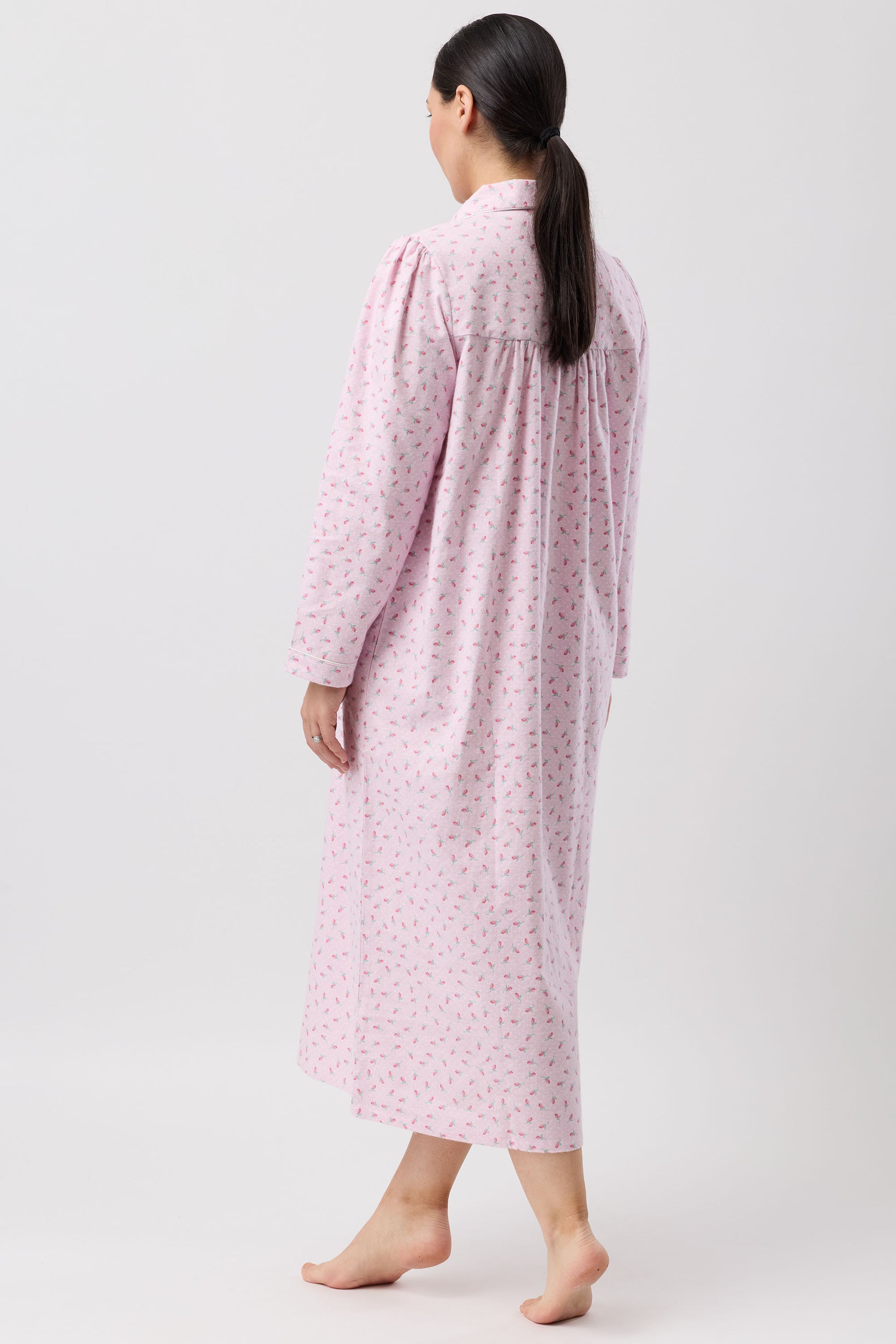 Schrank Rose Spot Long Cotton Flannelette Nightie in Pink SK618R6